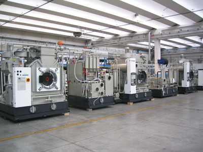 廈門薩德機(jī)械設(shè)備-供應(yīng)進(jìn)口折疊機(jī) 五折折疊機(jī)優(yōu)惠價(jià) 找廈門薩德機(jī)械設(shè)備生產(chǎn)廠家